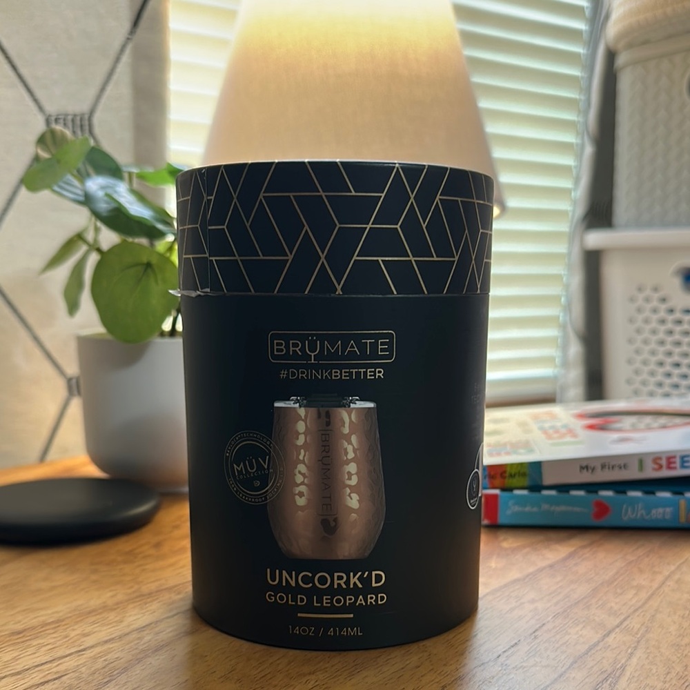 Brumate Uncork'd Gold Leopard Tumbler